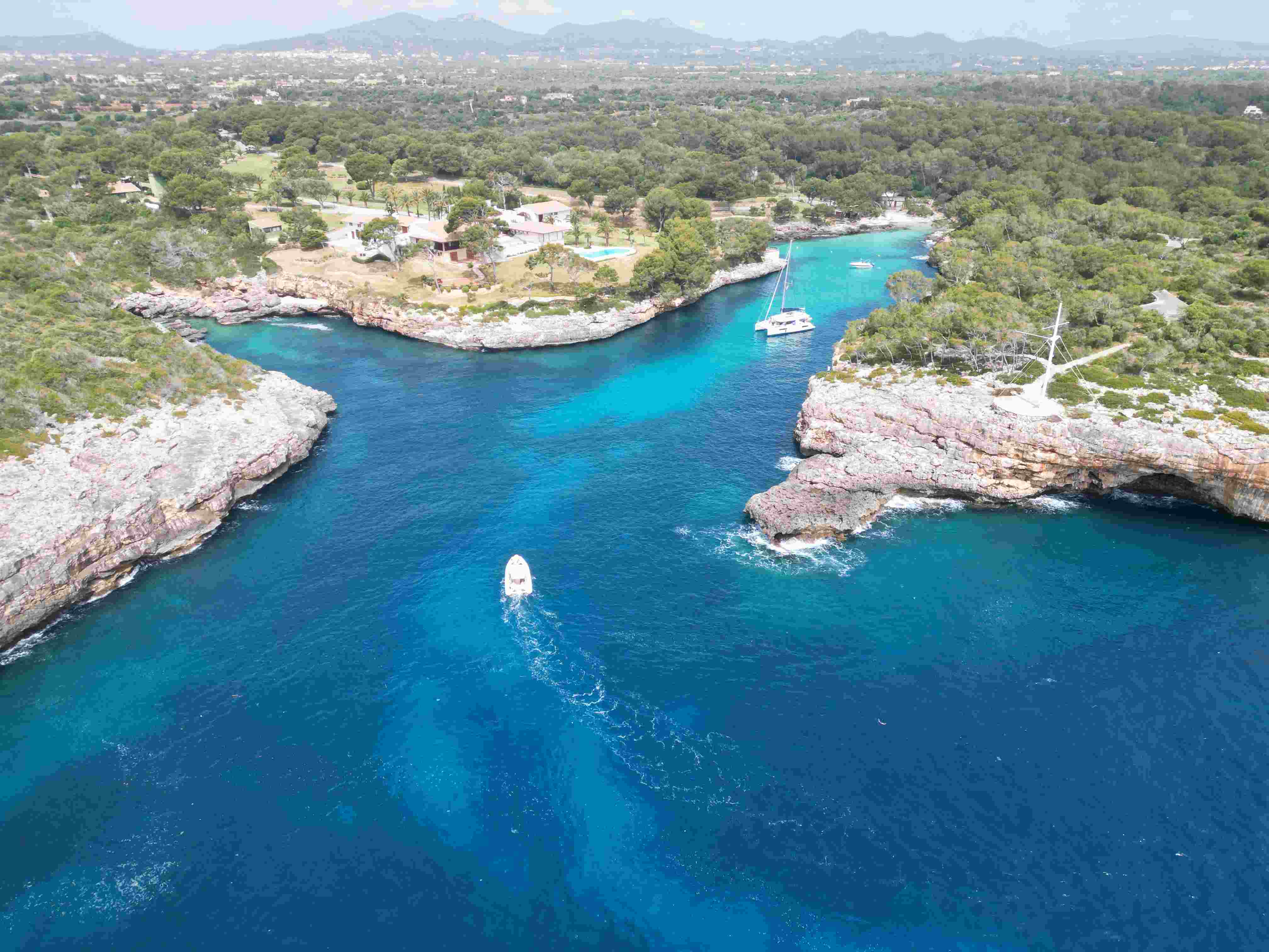 Luftaufnahme der K&uuml;ste bei Cala d'Or